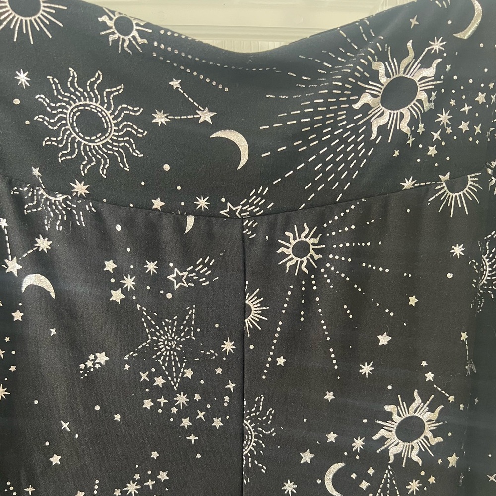 Black Galaxy Flare Leggings - Picture 3 of 6